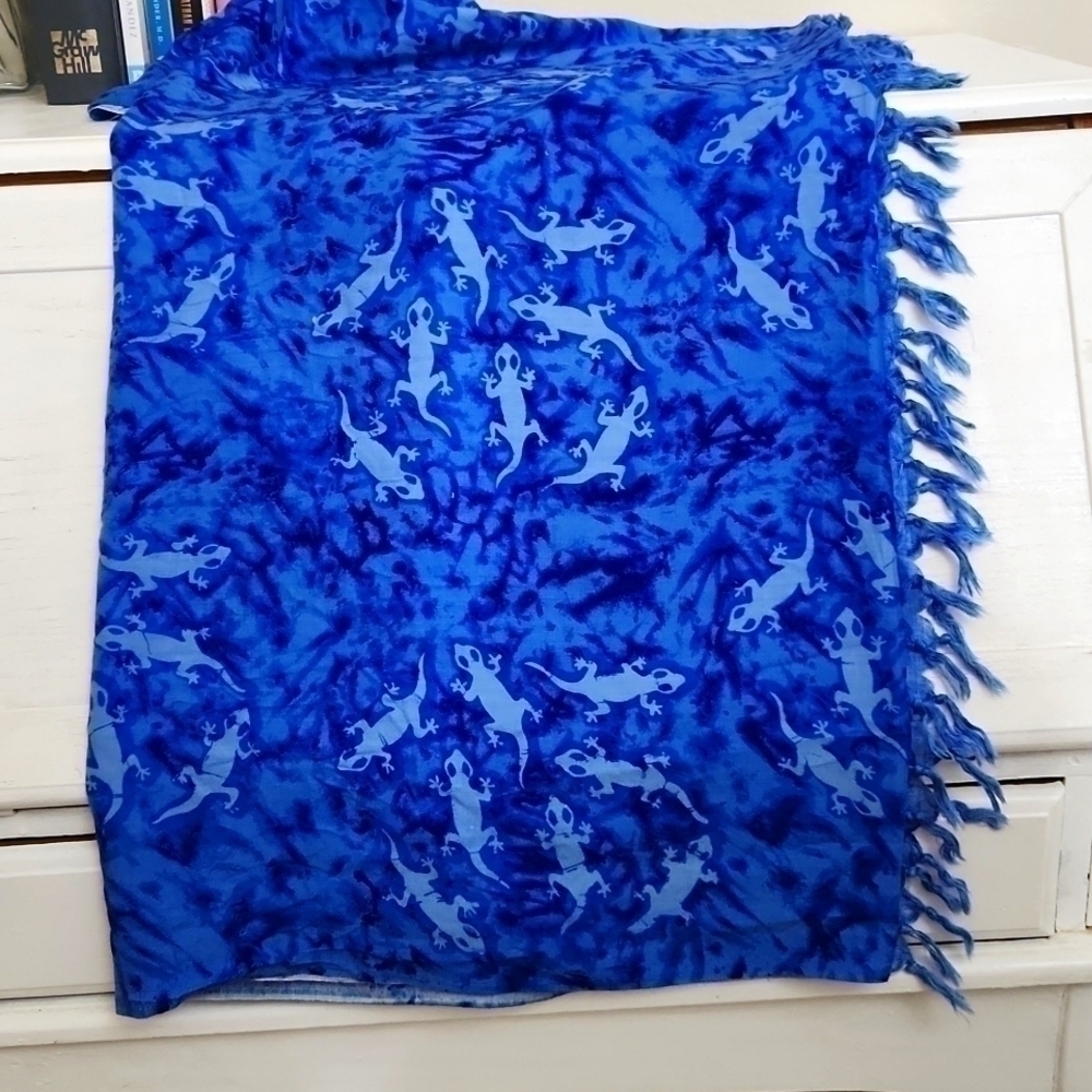 Blue Wrap Animal Rayon Cover Up Beach Vacation Cruise Bikini Cover - Picture 5 of 7
